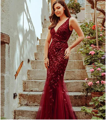 Bristol V-Neck Mermaid Sequined Dress MSCOOCO