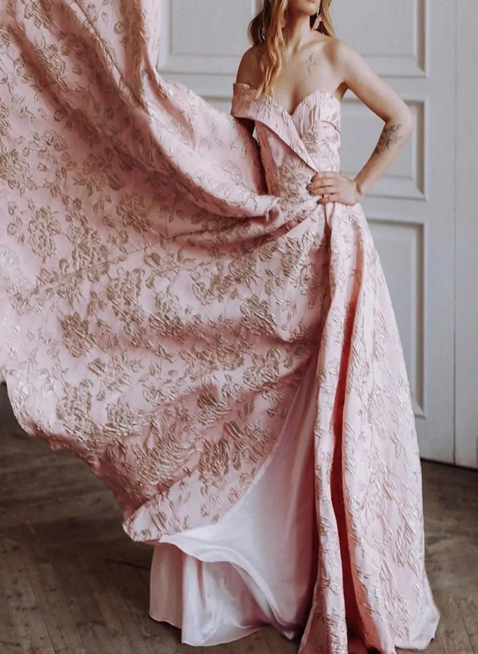 Desirae 3D Gown - MSCOOCO