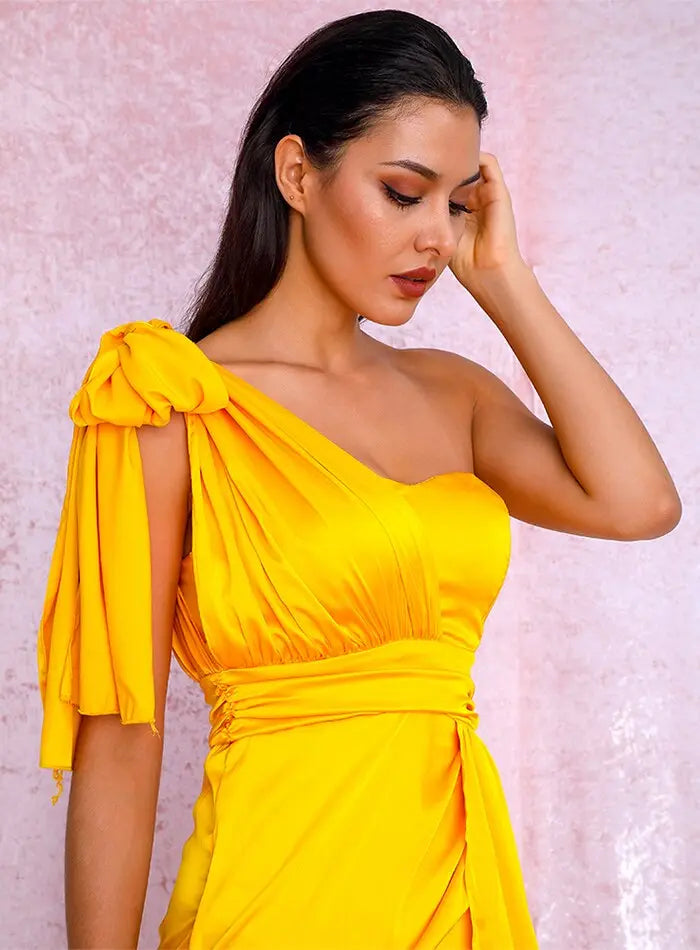One-Shoulder Strap Slim Fit Micro-Elastic Reflective Material Dress - MSCOOCO