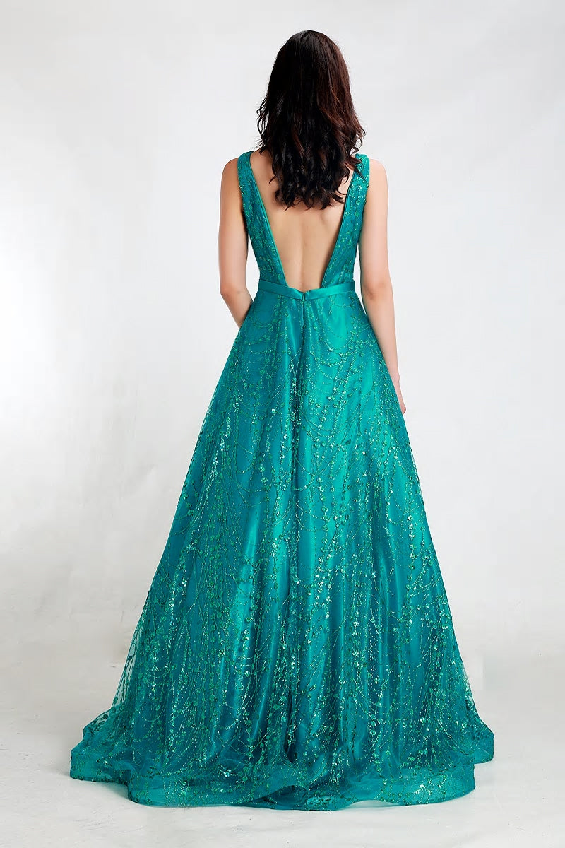 Rihanna - Green Maxi Ball Gown Mscooco.co.uk