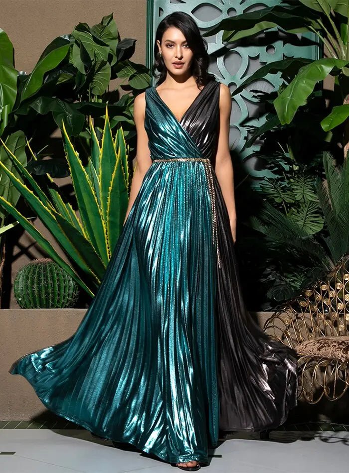 Deep V-Neck Pleated A-Line Maxi Dress (Gold Belt) - Mscooco.co.uk