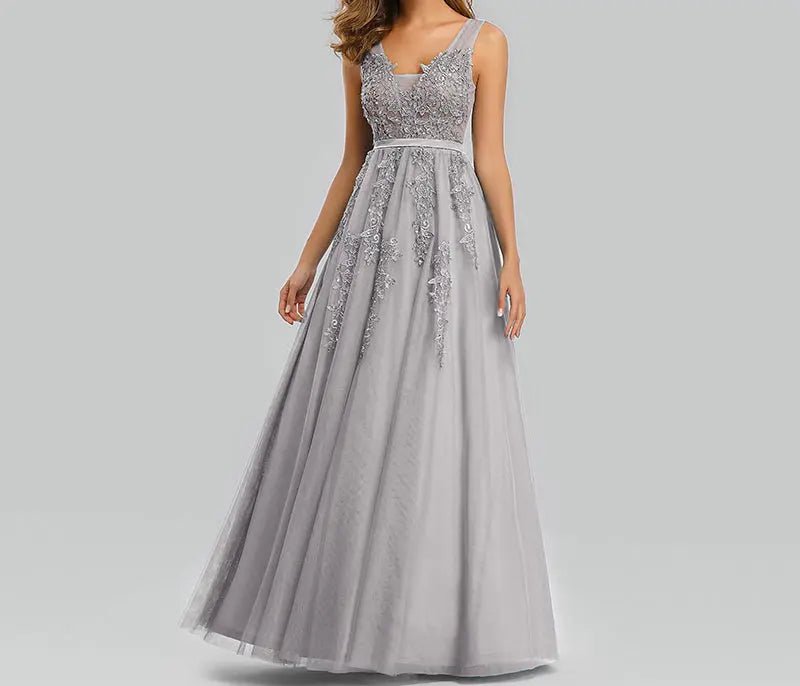Maisie V-Neck Lace Maxi Dress - Mscooco.co.uk