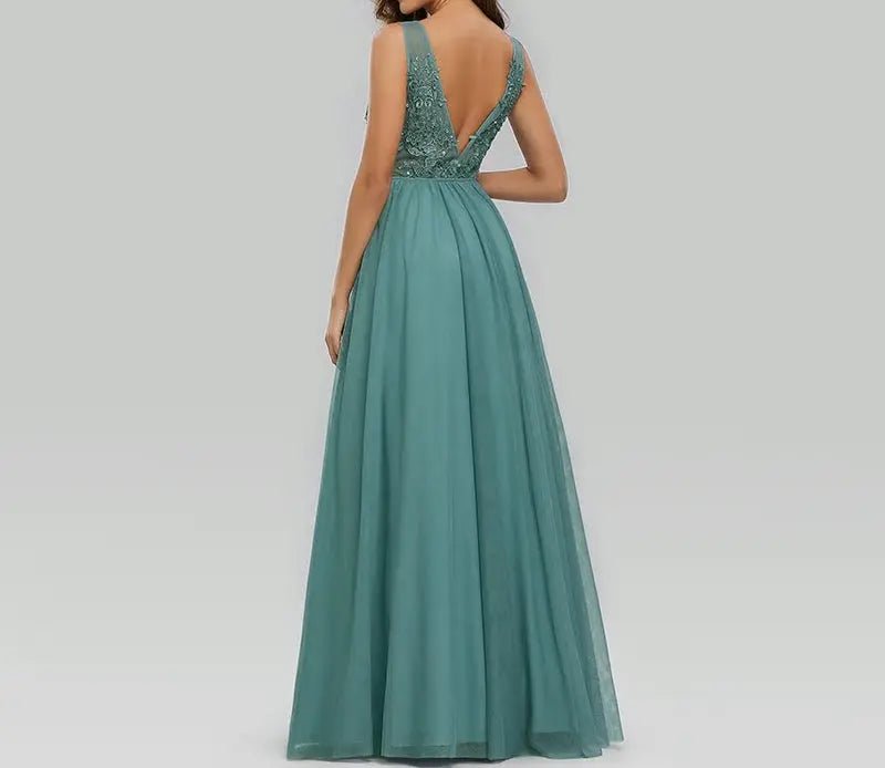 Maisie V-Neck Lace Maxi Dress - Mscooco.co.uk