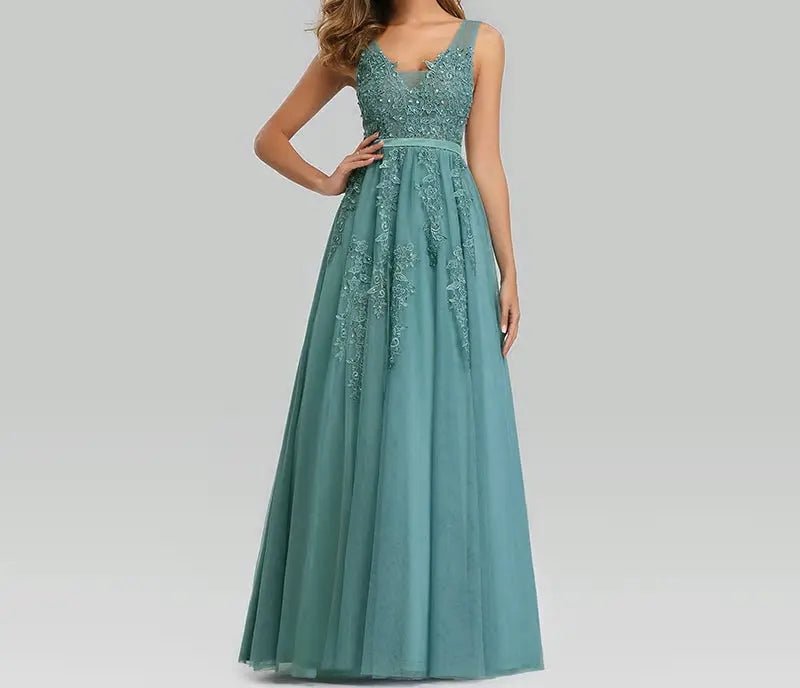 Maisie V-Neck Lace Maxi Dress - Mscooco.co.uk