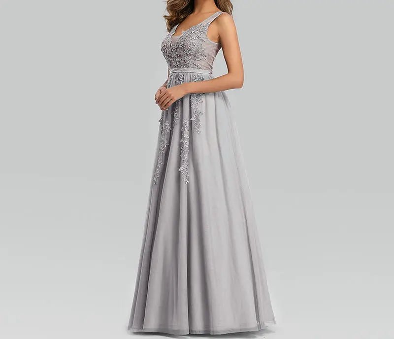 Maisie V-Neck Lace Maxi Dress - Mscooco.co.uk