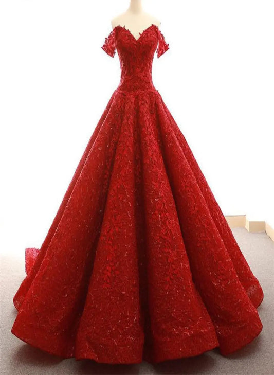 Red Vintage Appliques Gown Mscooco.co.uk
