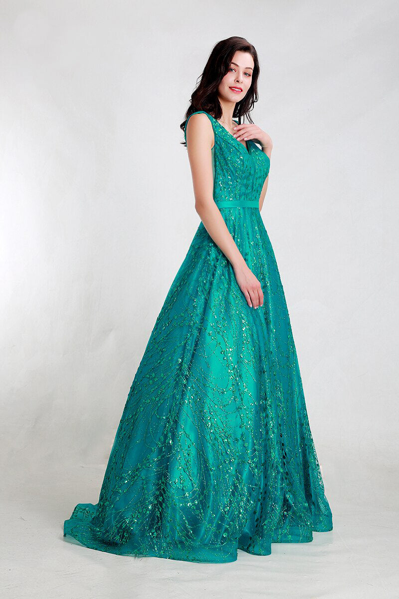 Rihanna - Green Maxi Ball Gown Mscooco.co.uk