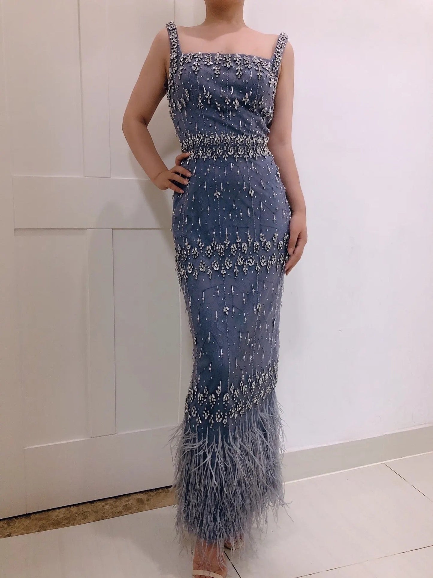 Hanisa Luxury Crystal Feathers Elegant Midi Dress - Mscooco.co.uk