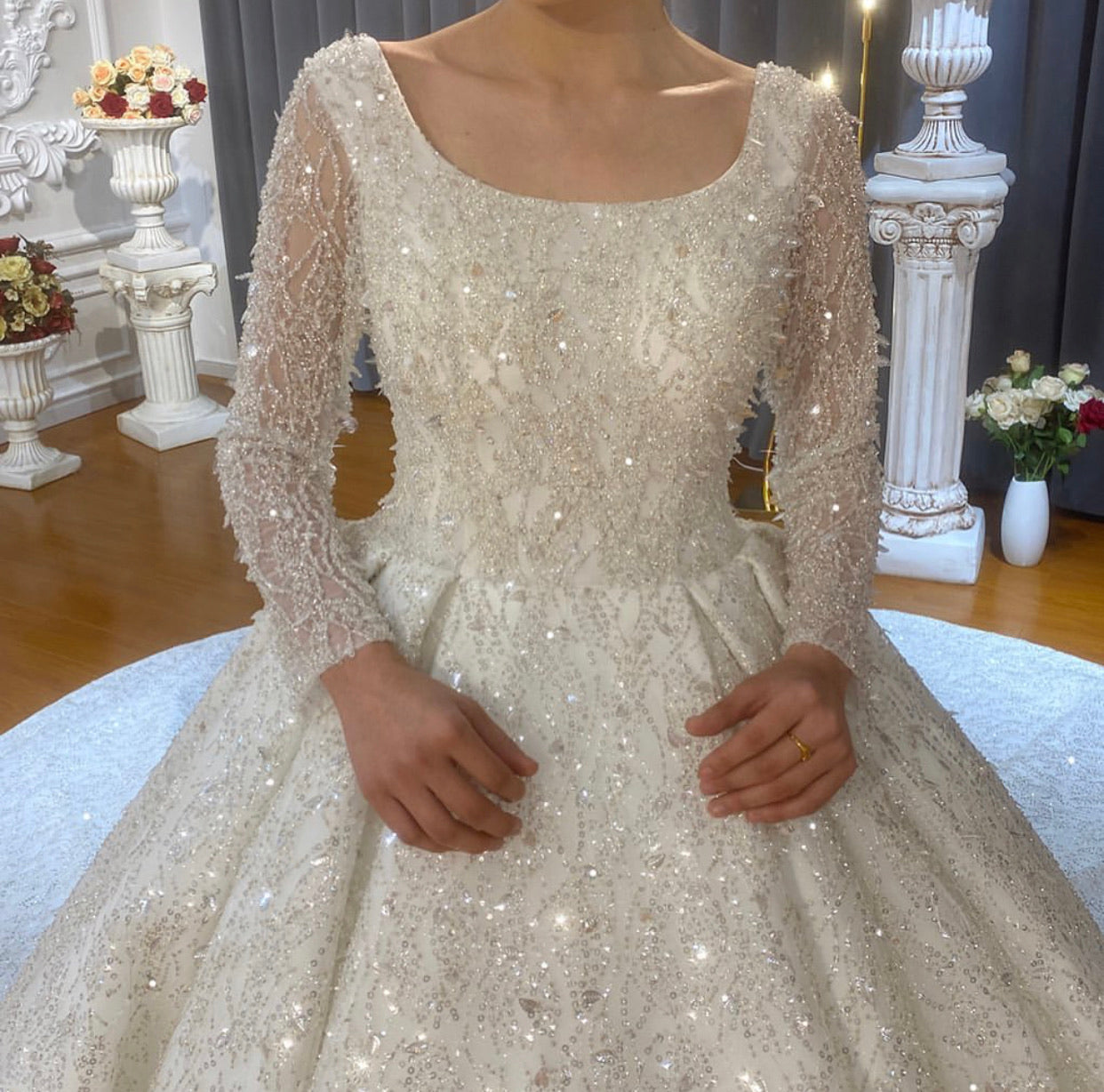 Long Sleeves Beading Bridal Gown 2022 Mscooco.co.uk