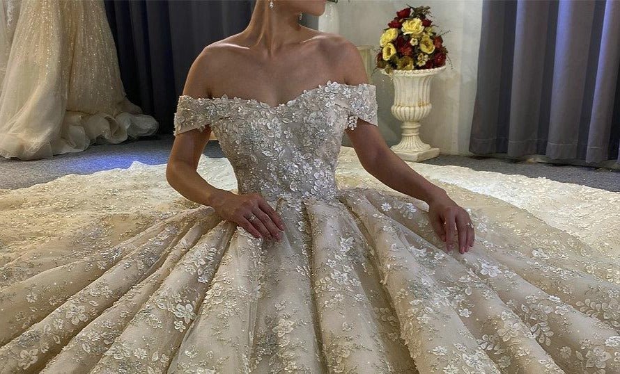 Off The Shoulder Flowers Wedding Dress - Mscooco.co.uk